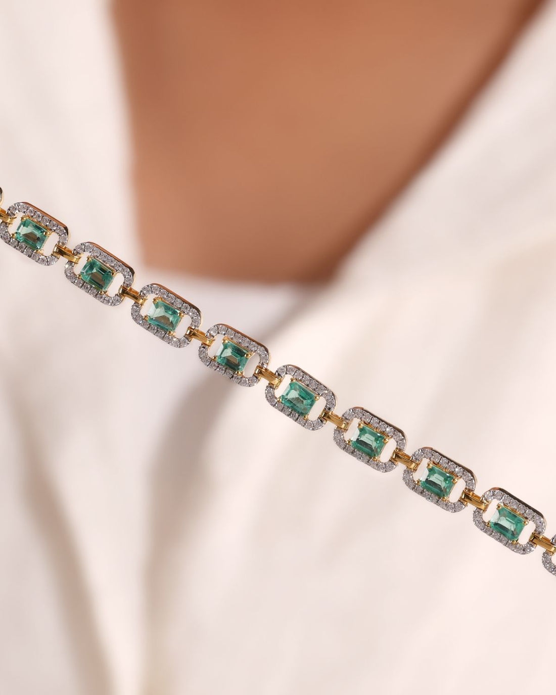 Emeral-Cut Halo Linked Bracelet | Gold Vermeil