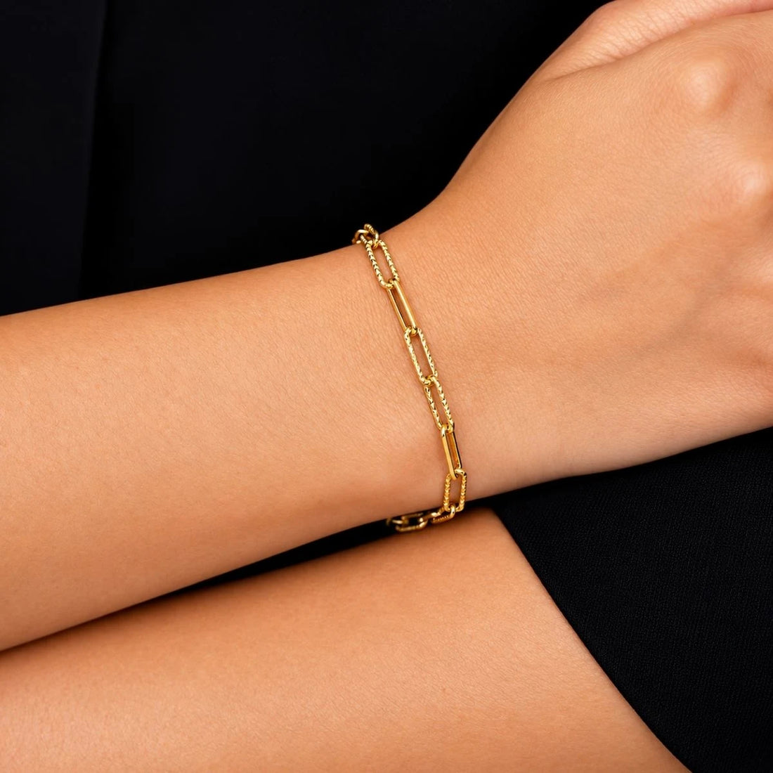 Gold Paperclip Chain Bracelet