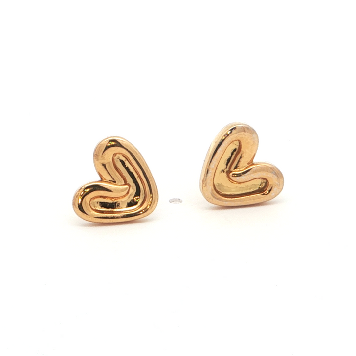 Heart-Shaped Stud Earrings – 18kt Gold Vermeil