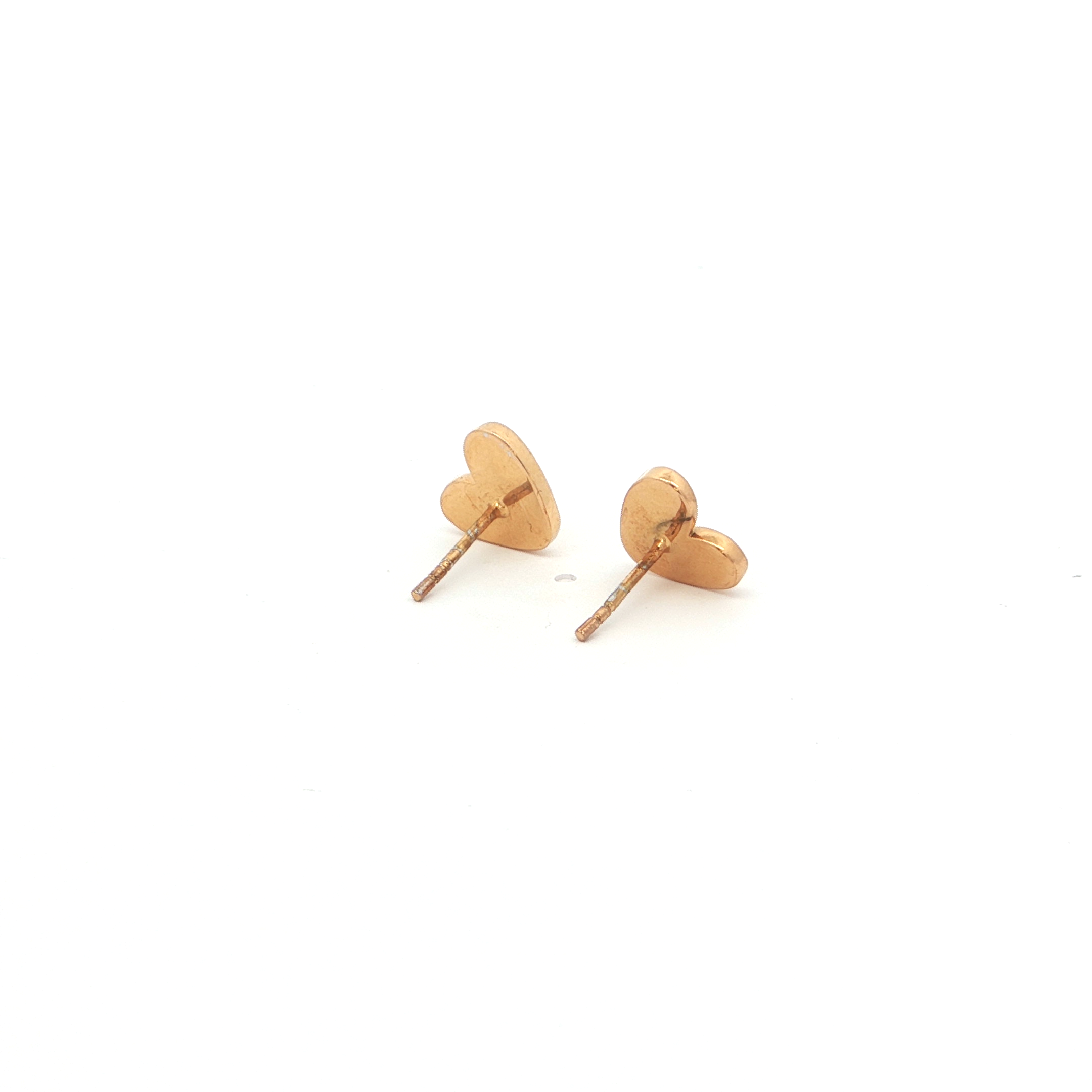 Heart-Shaped Stud Earrings – 18kt Gold Vermeil