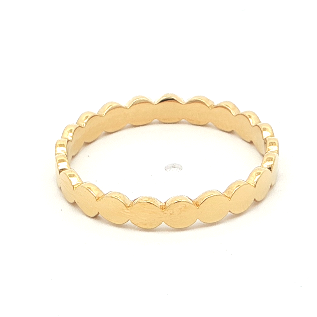 Gold-Plated Scallop Band