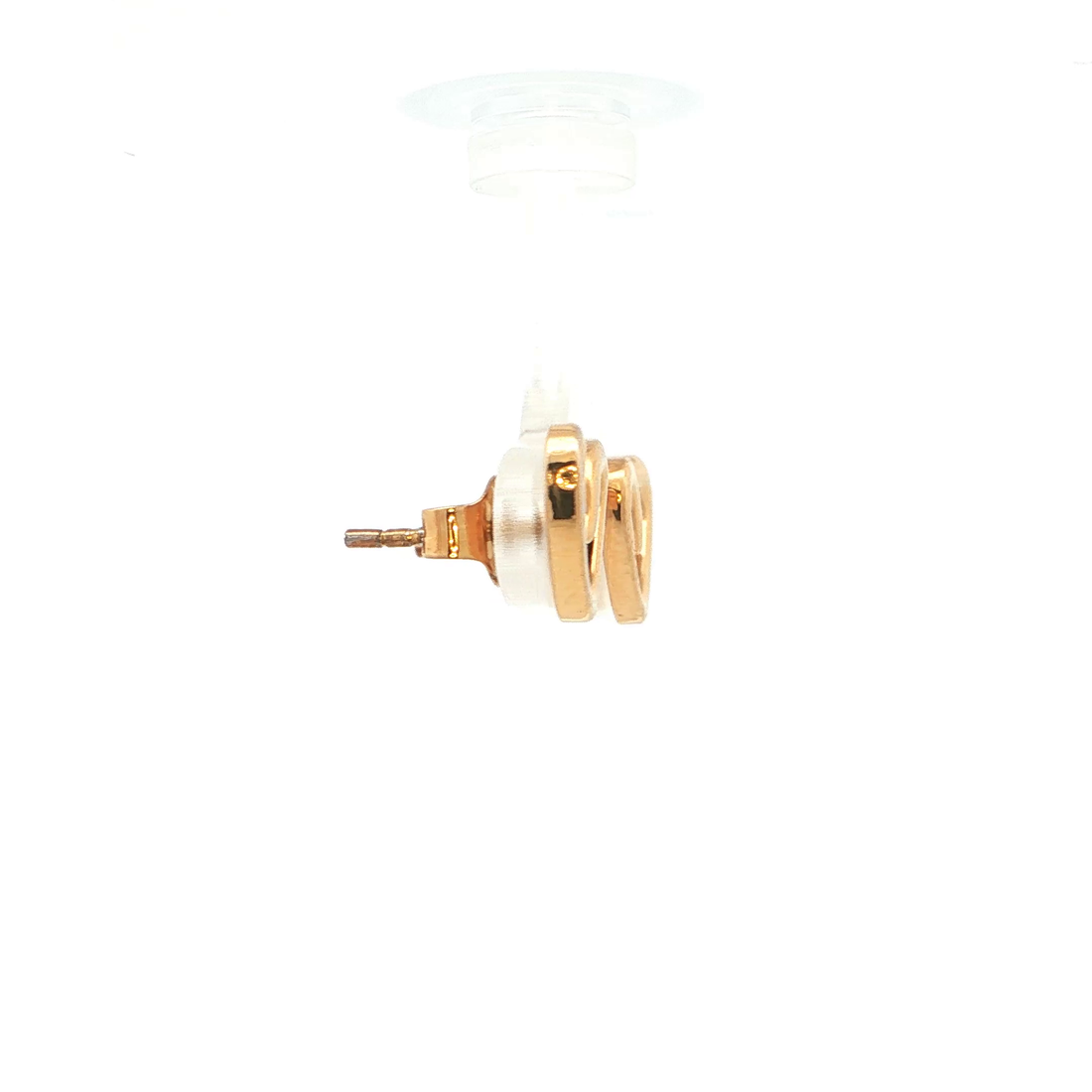 Heart-Shaped Stud Earrings – 18kt Gold Vermeil