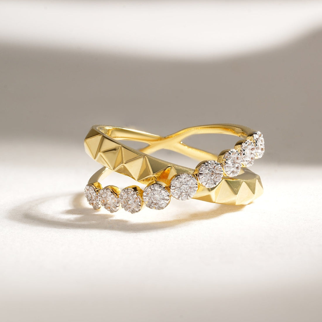 Criss-Cross Ring with Monzonite Diamond