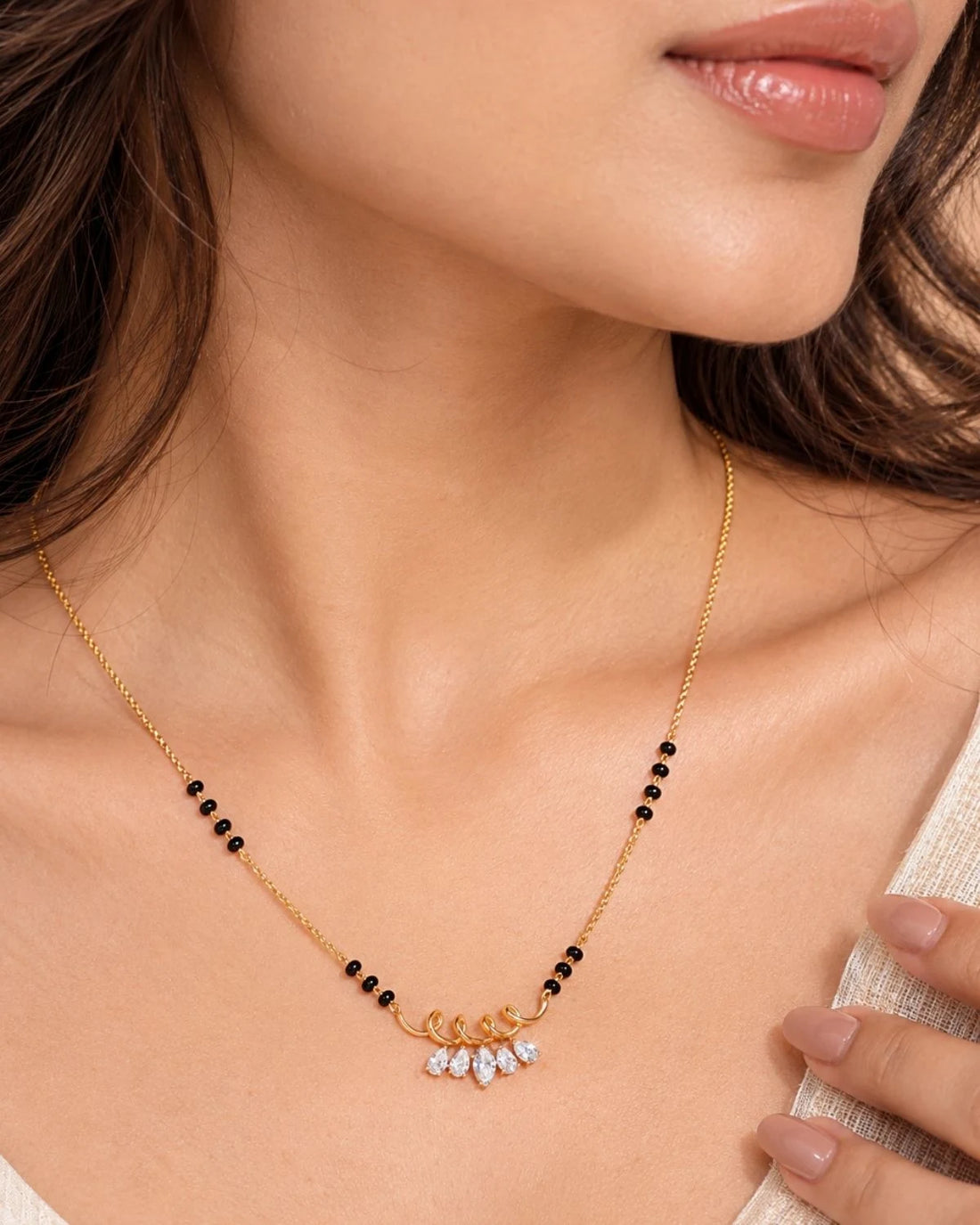 Floral Arc Mangalsutra | Gold Vermeil