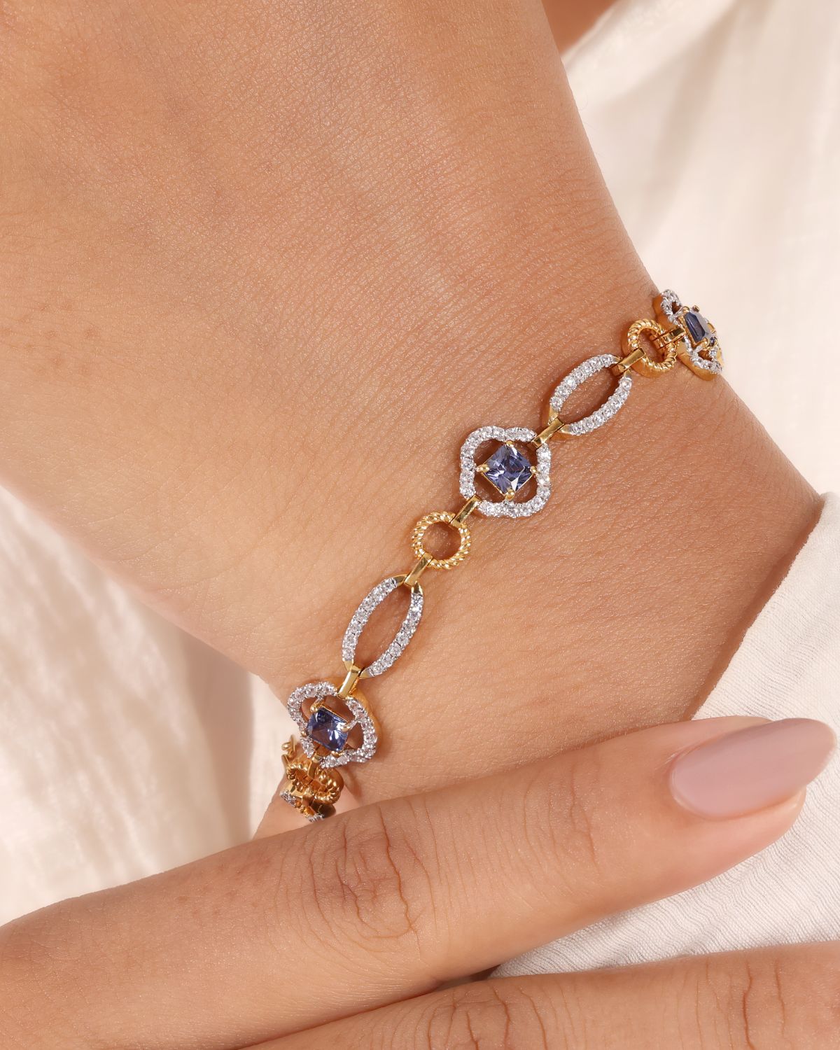 AAROHI BRACELET | GOLD PLATED