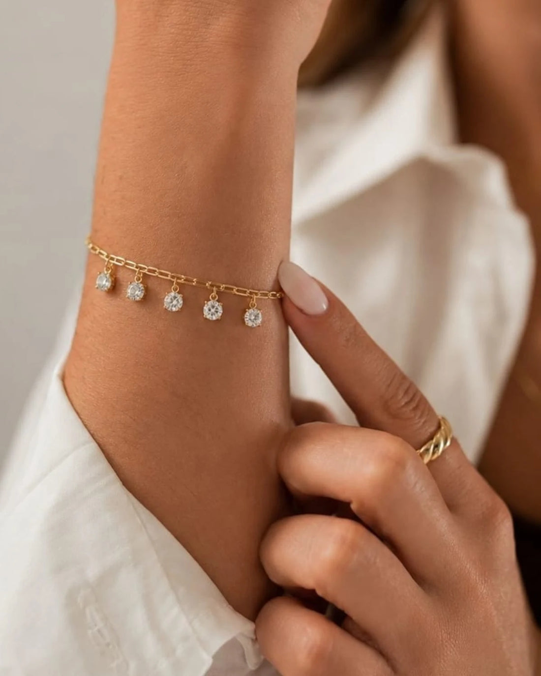 Solitaire Moissanite Drop Bracelet | Gold Vermeil