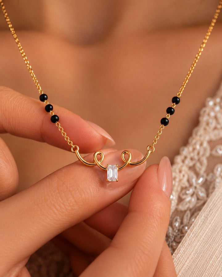 Arohi Solitaire Moissanite Diamond | Gold Vermeil