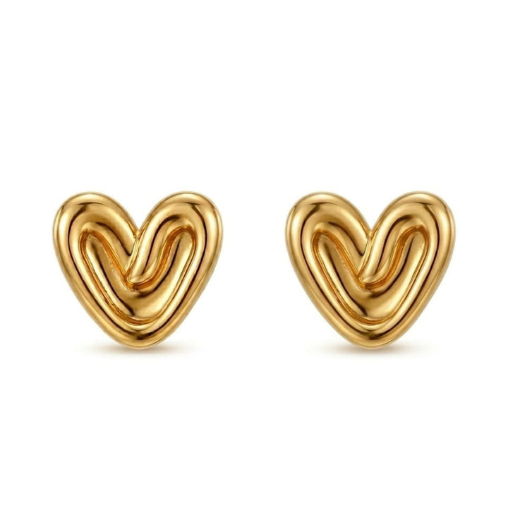 Heart-Shaped Stud Earrings – 18kt Gold Vermeil