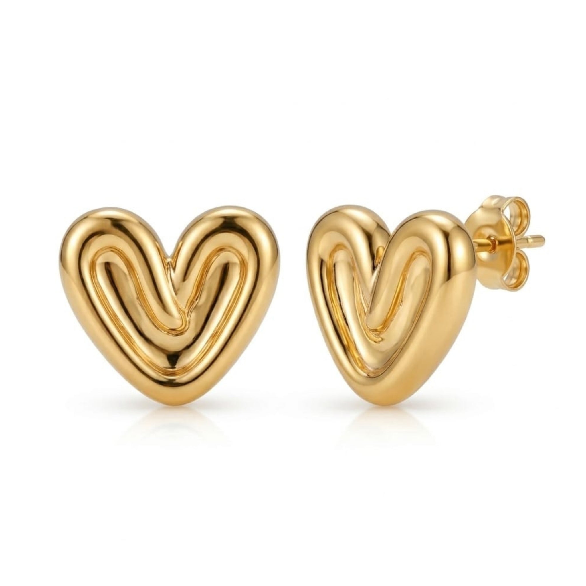 Heart-Shaped Stud Earrings – 18kt Gold Vermeil