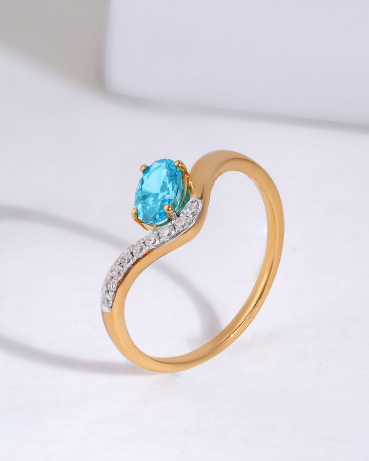 Oval aquamarine curved ring | Gold Vermeil