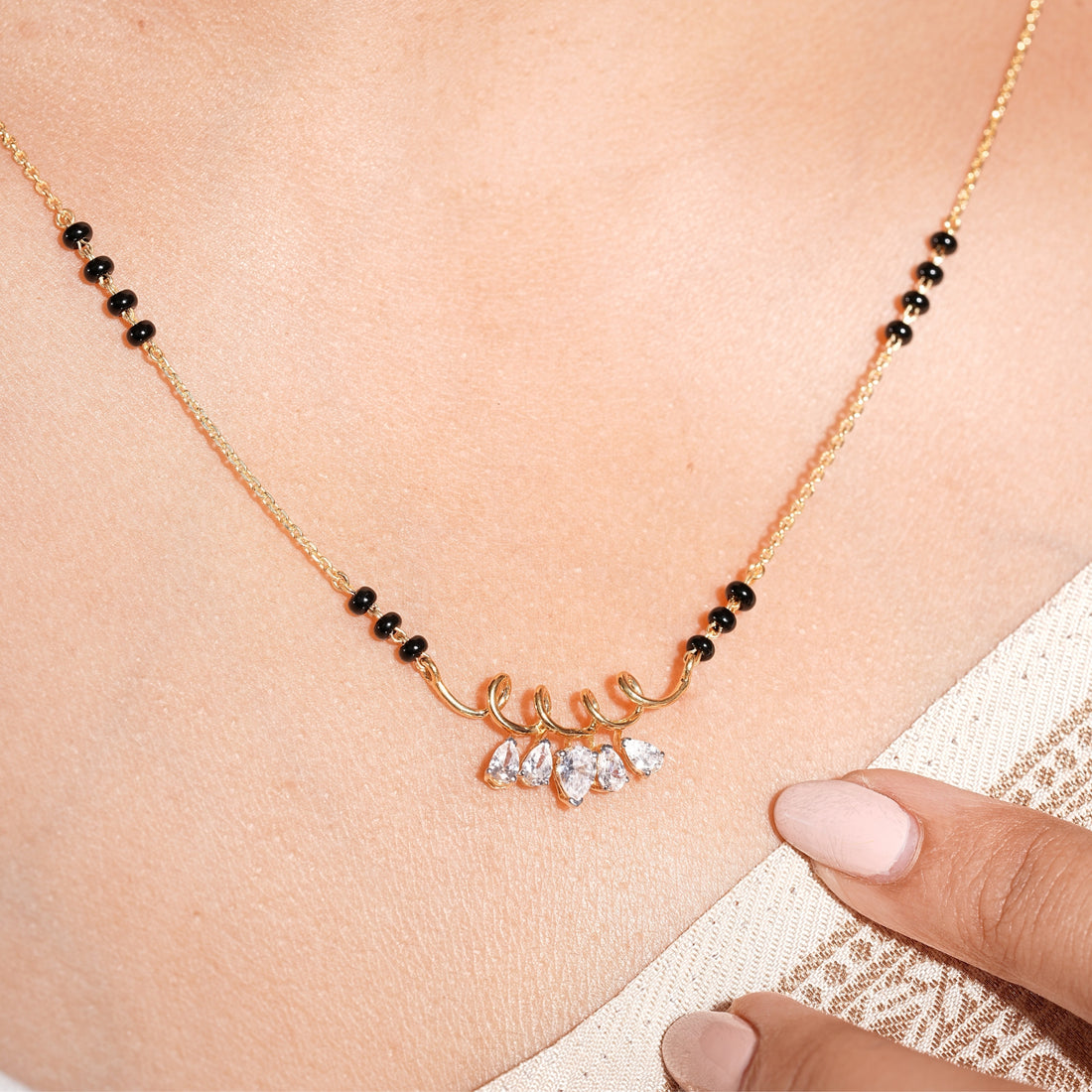 Floral Arc Mangalsutra | Gold Vermeil
