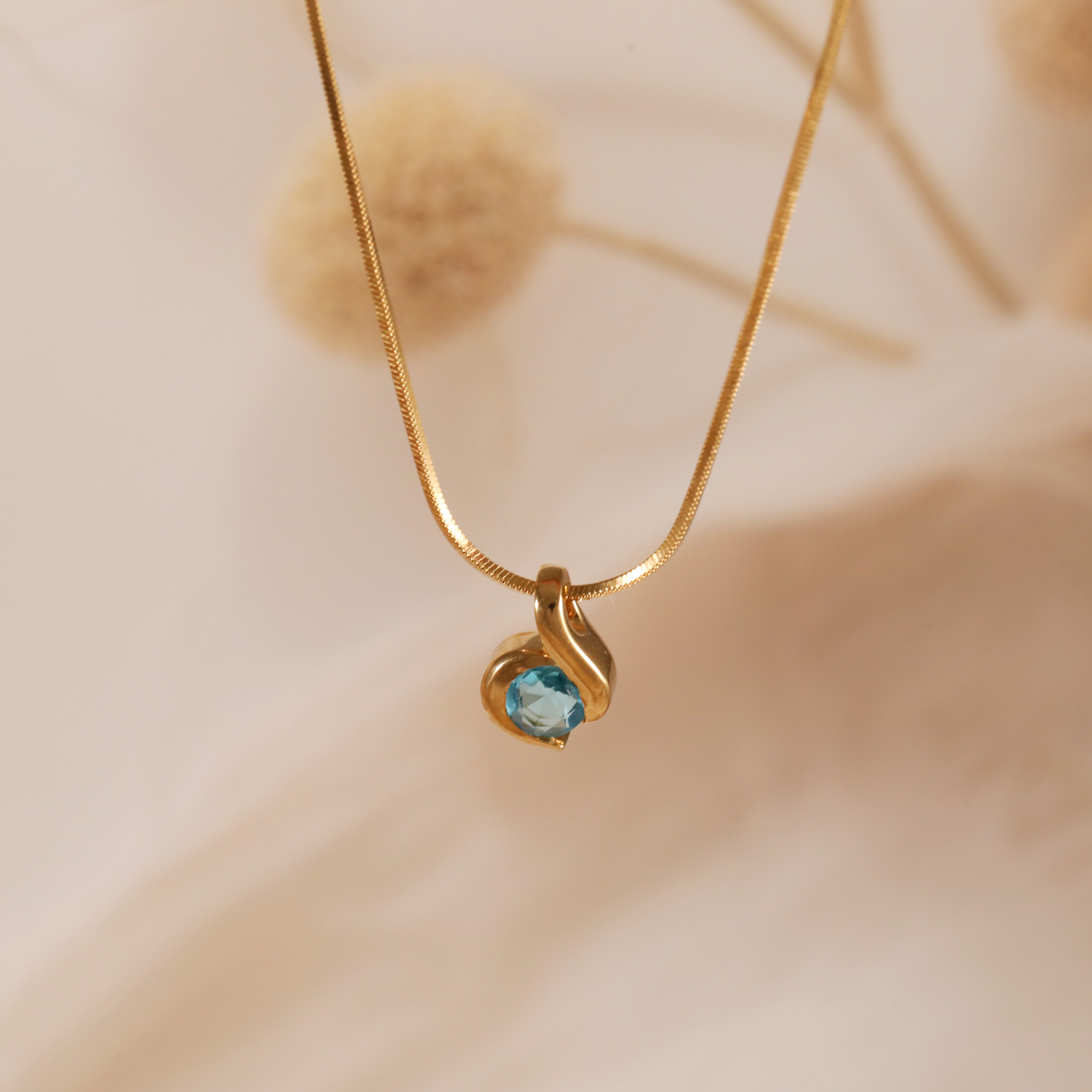 Aquamarine Solitaire Pendant