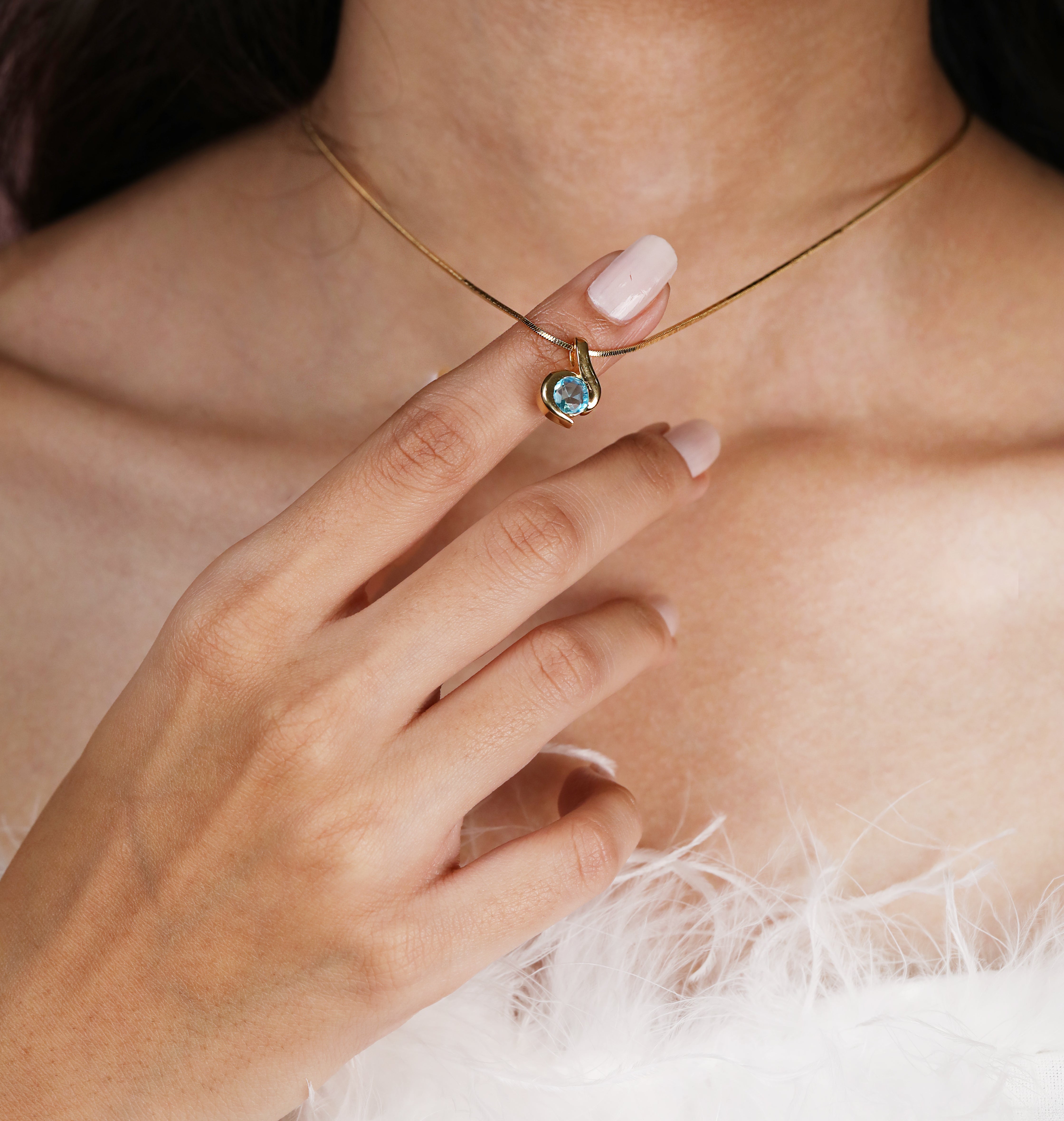 Aquamarine Solitaire Pendant