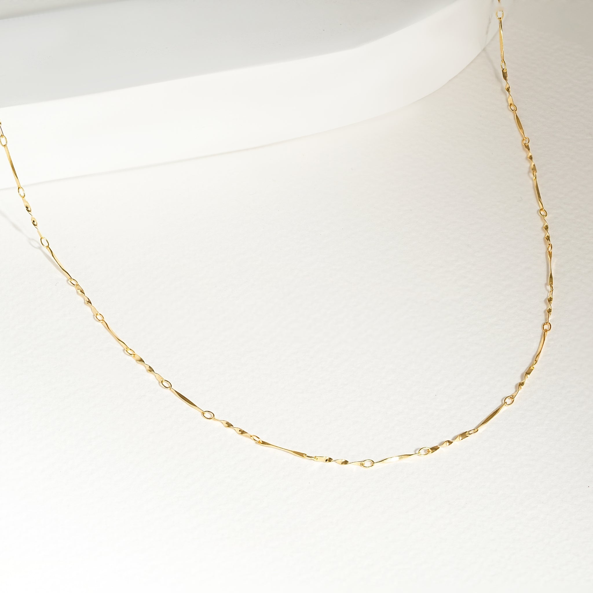 Twisted Link Chain